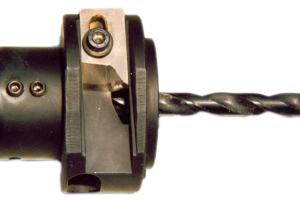 8 Utensile Con Doppia Lavorazione Foro Intesta