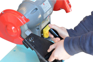 Macchina Affilatrice Coltelli Per Legno